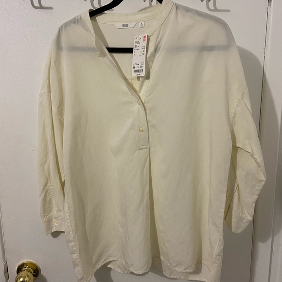 Uniqlo shirt - Picture 5 of 6